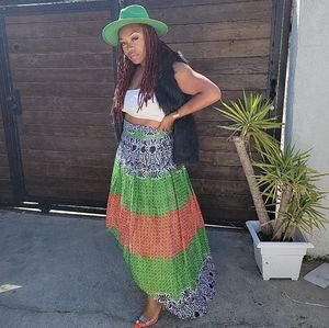 Hi- Low Bold Printed Skirt